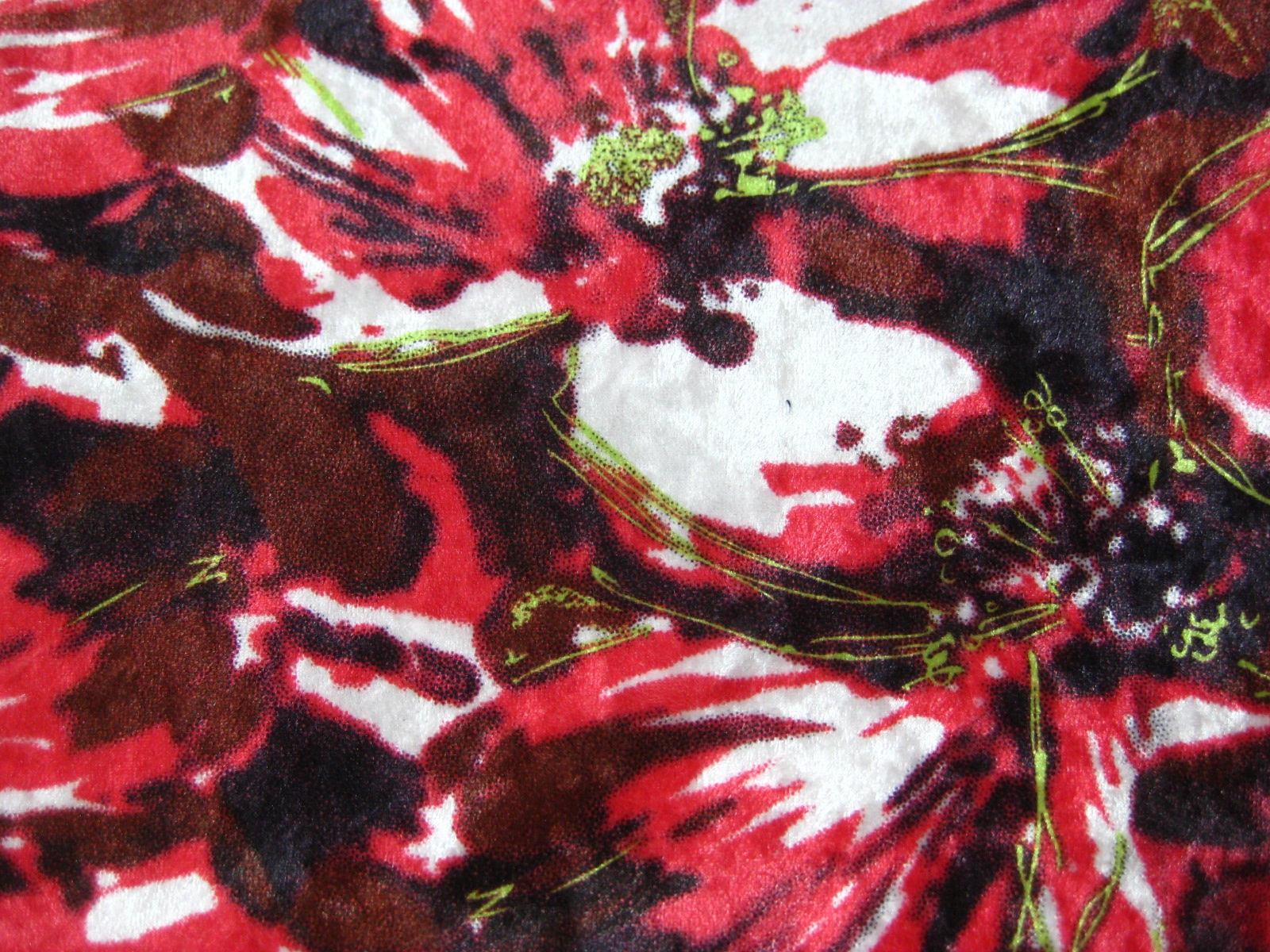 POLY DIAMOND VELOUR PRINT