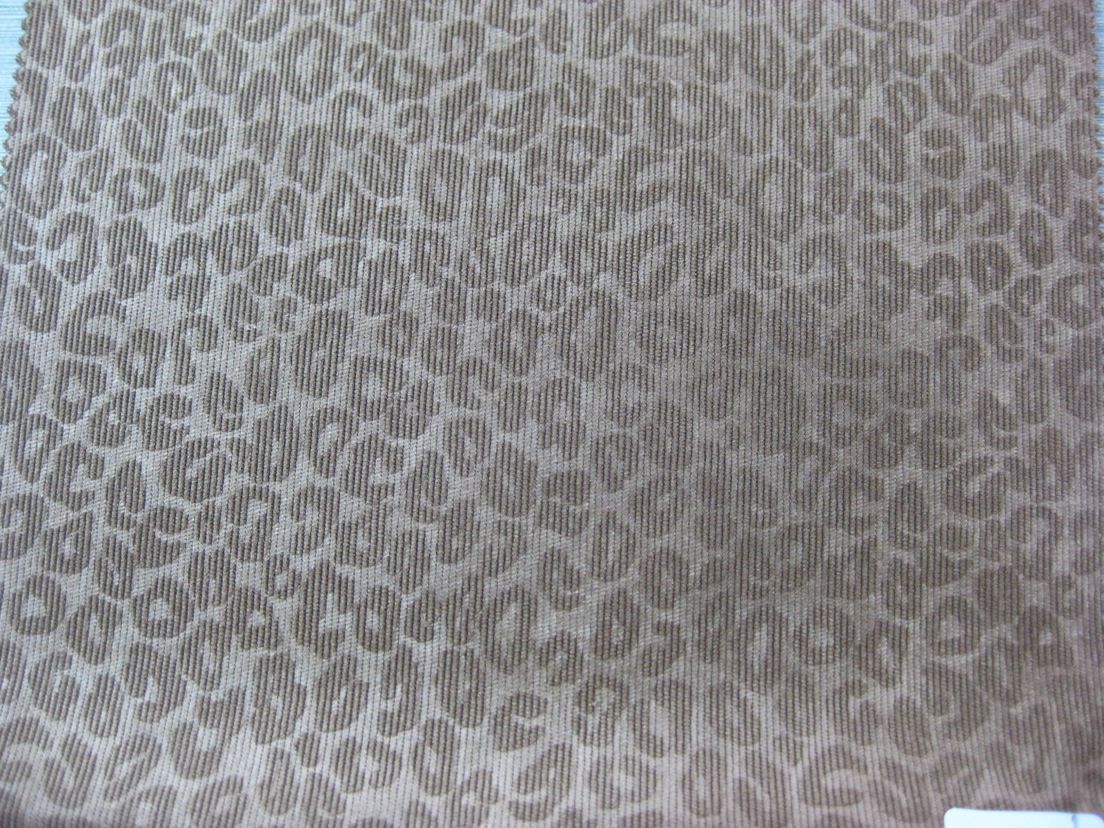 POLY SPADNEX VELVET EMBOSSING