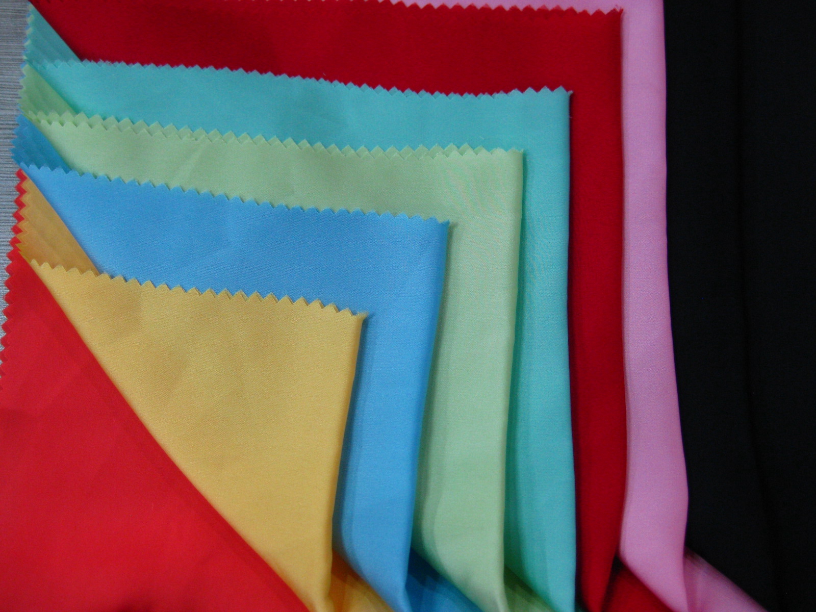 POLY SATIN CHIFFON PD